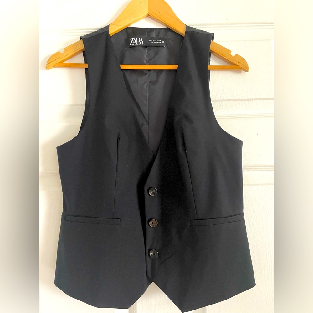 Black Zara Waistcoat ; size S